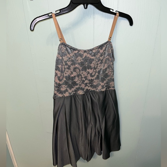 Adult Medium Awish Come True reversible dance costume. - Picture 3 of 4